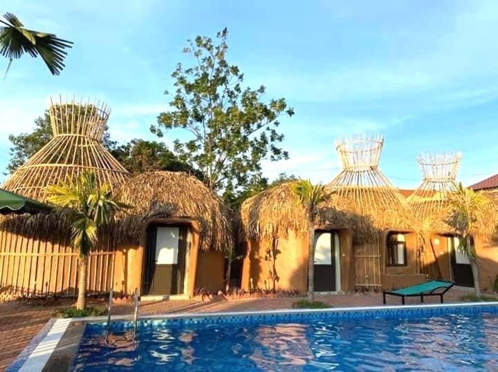 Tam Coc Sky Bungalow Ninh Binh Bagian luar foto
